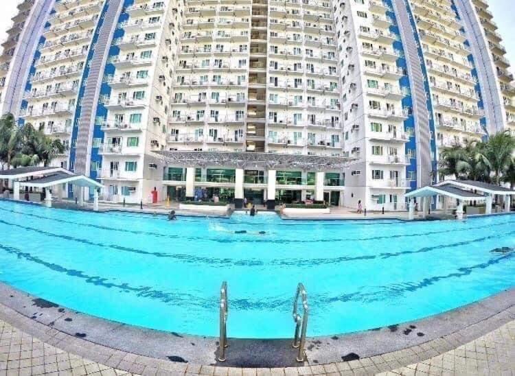 The Grass Residences Quezon City Exterior photo